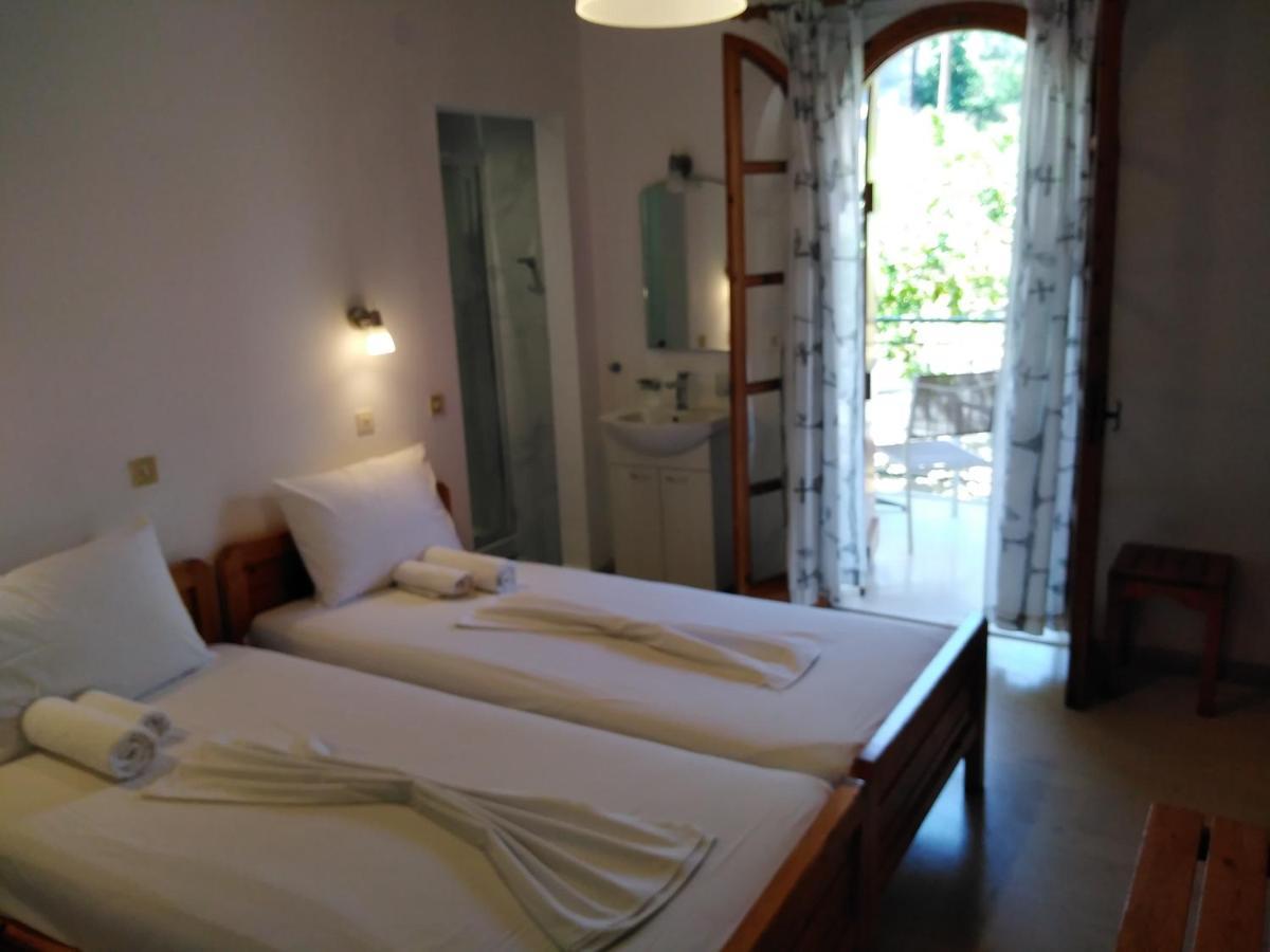 Ηotel Della ปาร์กา ภายนอก รูปภาพ