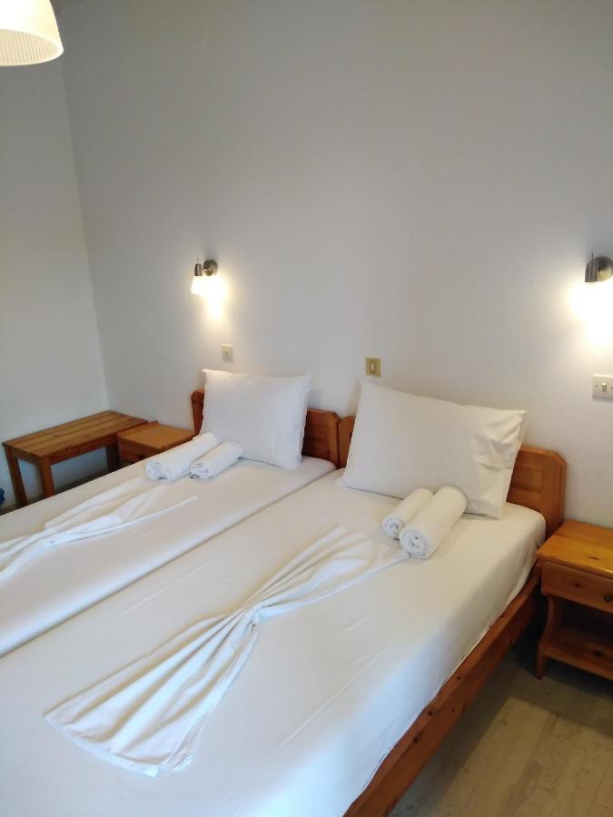 Ηotel Della ปาร์กา ภายนอก รูปภาพ