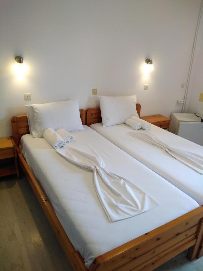 Ηotel Della ปาร์กา ภายนอก รูปภาพ
